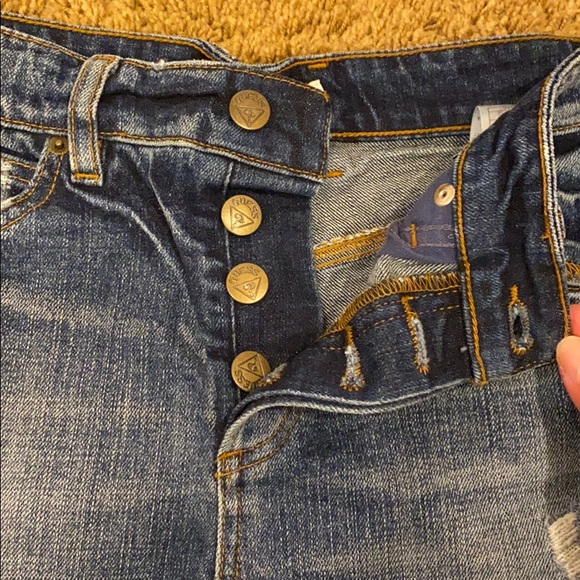 Guess Jean Short - Picture 2 of 4